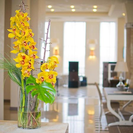 Superior Golf And Spa Resort Kharkov Ngoại thất bức ảnh