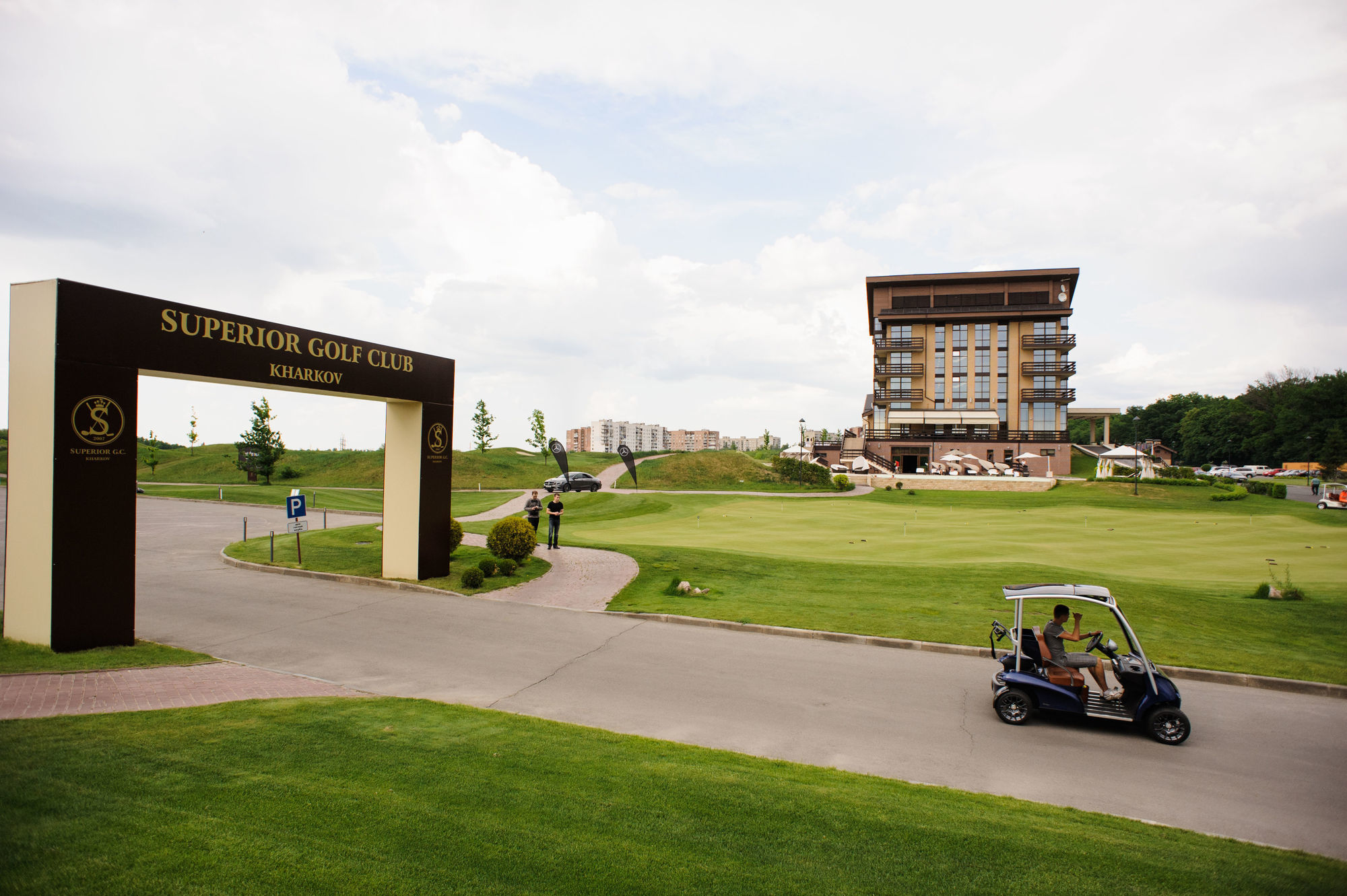 Superior Golf And Spa Resort Kharkov Ngoại thất bức ảnh