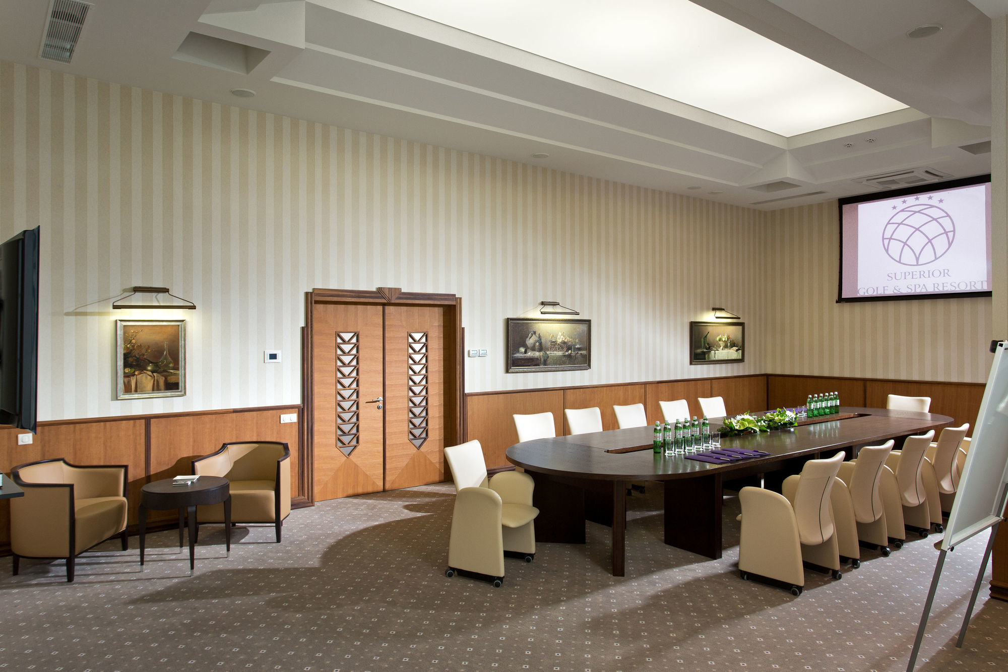 Superior Golf And Spa Resort Kharkov Ngoại thất bức ảnh