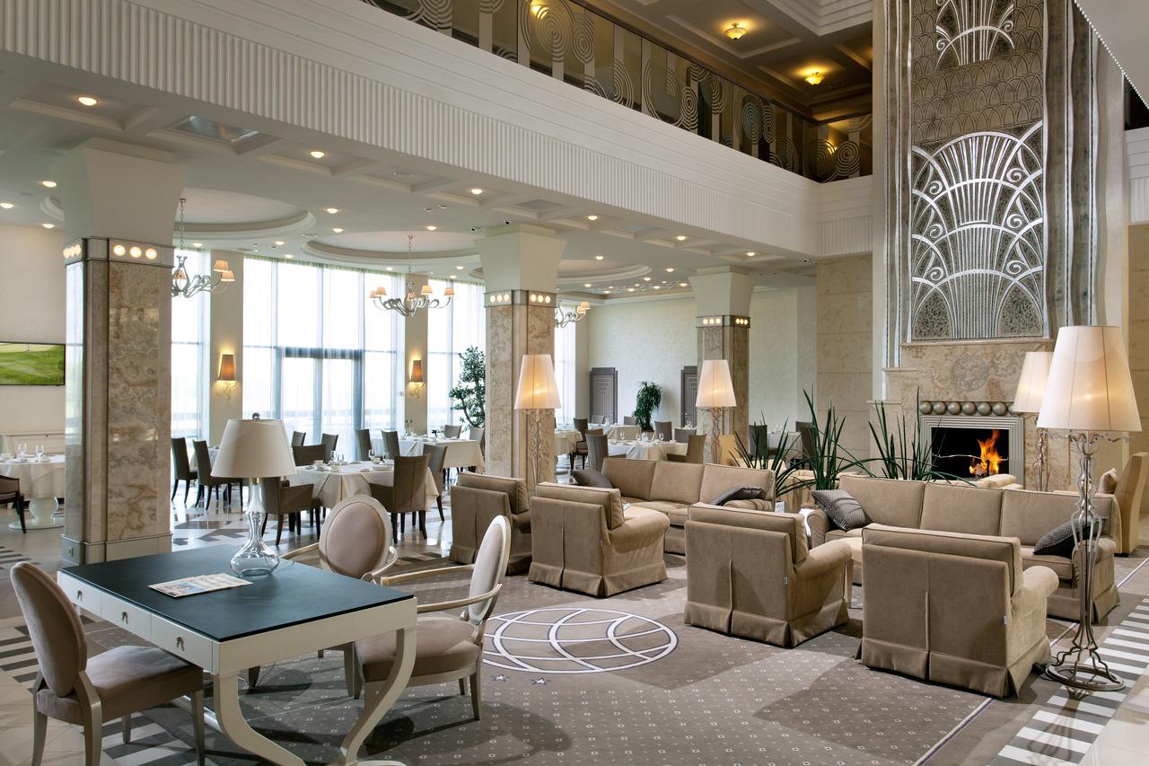 Superior Golf And Spa Resort Kharkov Ngoại thất bức ảnh