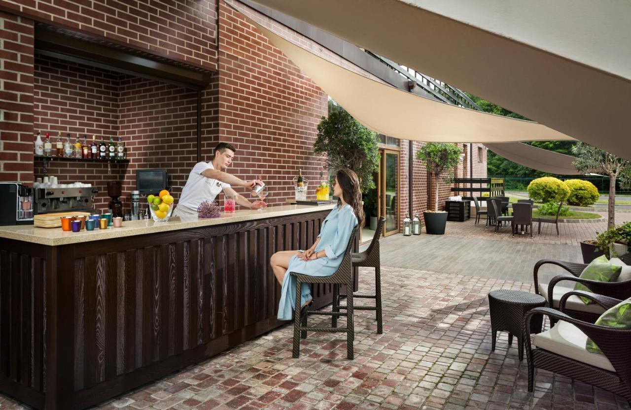 Superior Golf And Spa Resort Kharkov Ngoại thất bức ảnh
